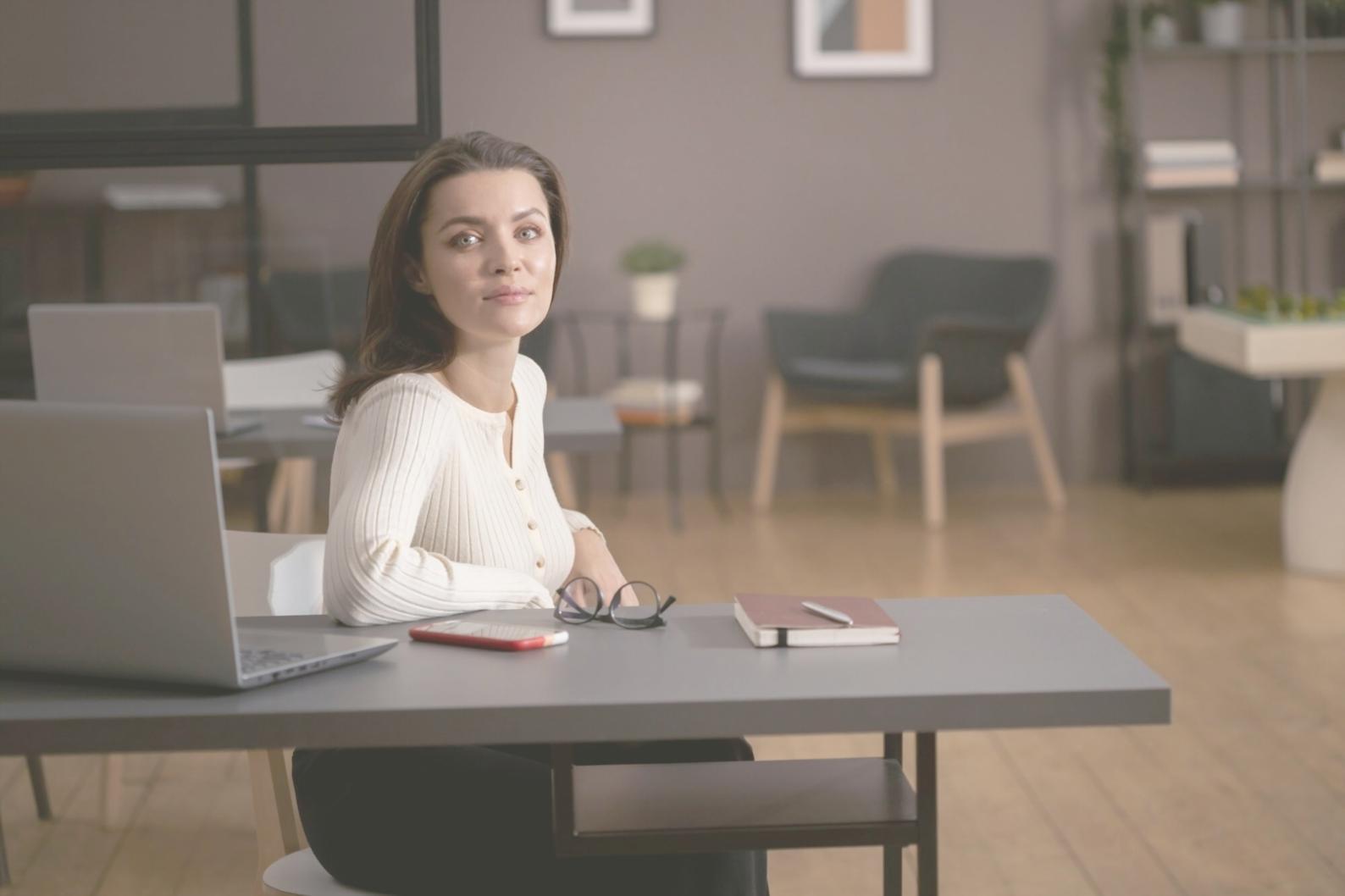 Financial analyst working on advanced modeling spreadsheets